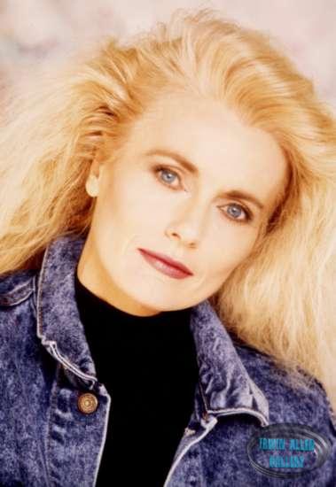Celeste Yarnall