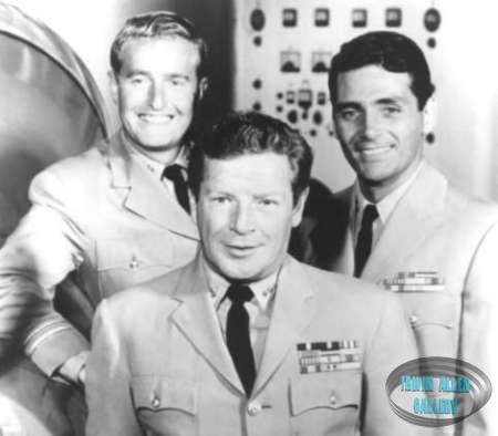 Robert Dowdell, Richard Basehart and David Hedison in Voyage to the Bottom of the Sea
