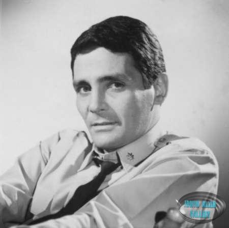David Hedison in Voyage to the Bottom of the Sea