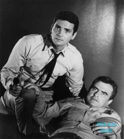 David Hedison and Terry Becker in Voyage to the Bottom of the Sea