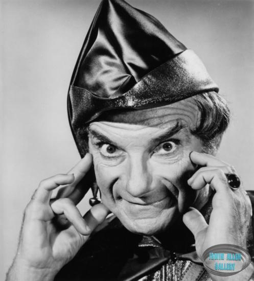 Jonathan Harris in Land of the Giants