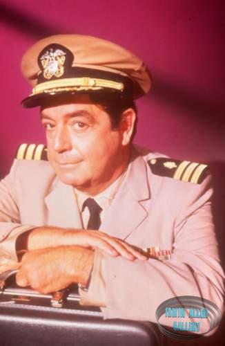 Kurt Kasznar as Alexander B. Fitzhugh
