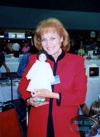 Lee Meriwether at Starcon 1997