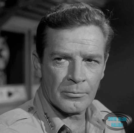 Richard Basehart in Voyage to the Bottom of the Sea