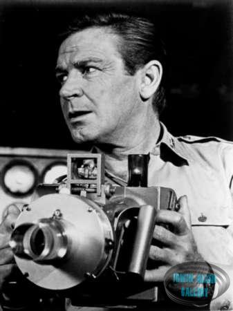 Richard Basehart in Voyage to the Bottom of the Sea