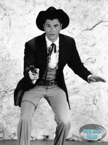 Robert Colbert in Maverick