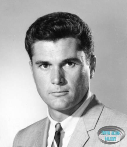 Robert Colbert in The Time Tunnel