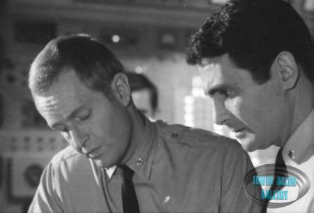 Robert Dowdell and David Hedison in Voyage to the Bottom of the Sea