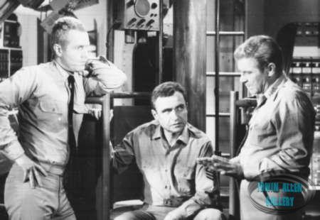 Robert Dowdell, Terry Becker and Richard Basehart in Voyage to the Bottom of the Sea