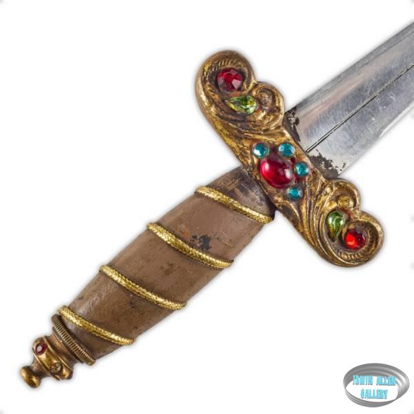Dagger Prop