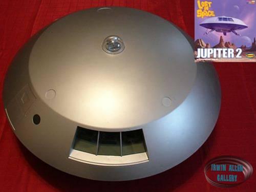 Lost in Space Jupiter 2 Model Kit