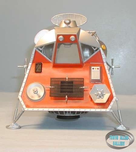 Moebius Space Pod