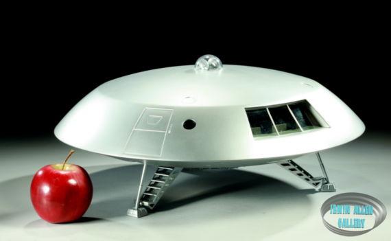 Prefinished Metal Jupiter 2 Model