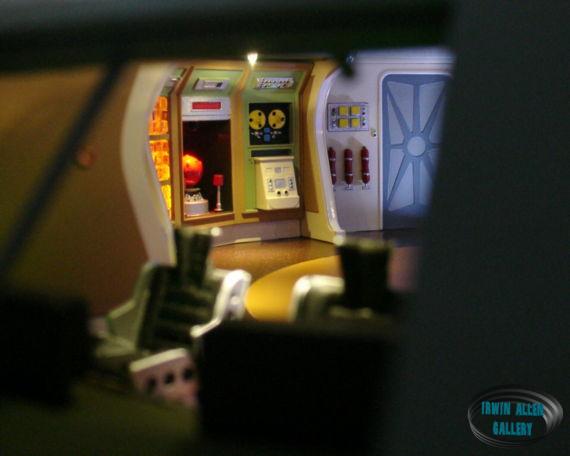 Lighting for Moebius Jupiter 2 Model