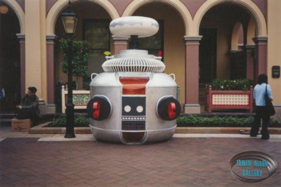 Giant Robot
