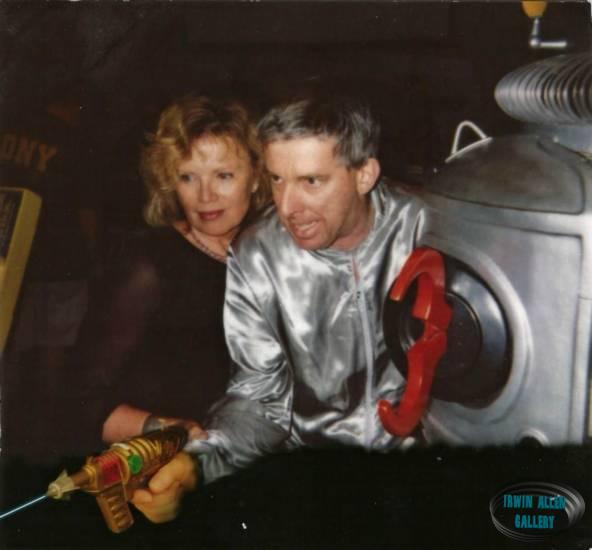 Marta Kristen with John Reid and Robot