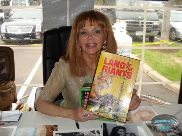 Deanna Showcases the Giants Colorforms Set
