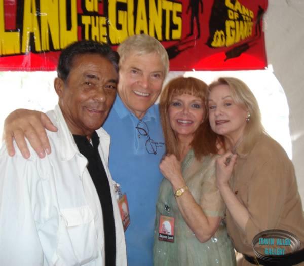 Sunday afternoon with Giants Cast
