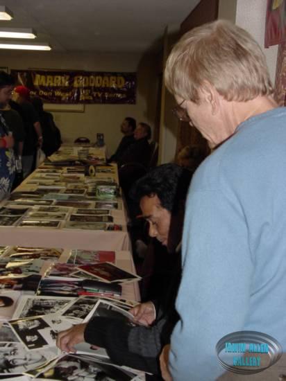 Gary Conway chatting with Don Marshall