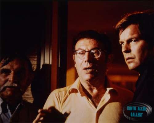 Irwin Allen and Robert Wagner during filming of Towering Inferno