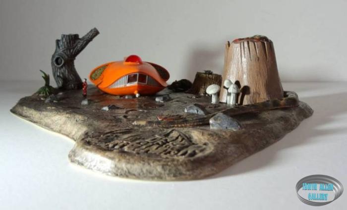 Land of the Giants Spindrift Crash Site Diorama Kit