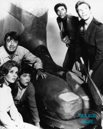 Kurt Kasznar, Deanna Lund, Stefan Arngrim, Don Marshall and Gary Conway
