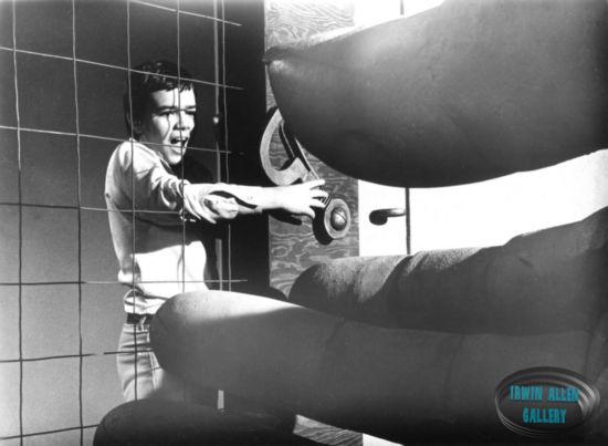 Stefan Arngrim and the giant hand prop