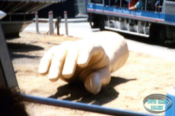 Giant Hand on Universal Tour