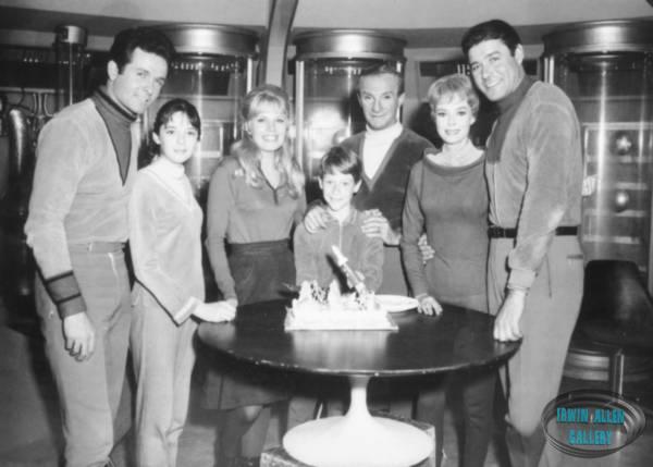Cast celebrate Billy's birthday