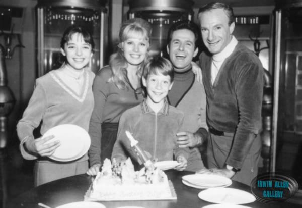 Cast celebrate Billy's birthday