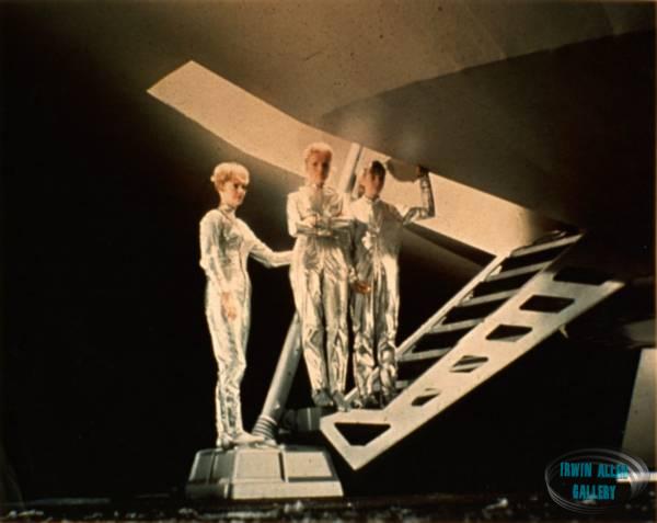 June, Marta, and Angela on Jupiter 2 Steps
