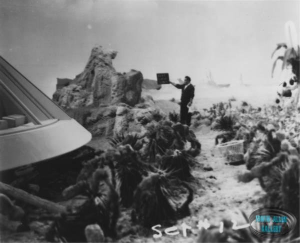 Lost In Space Exterior Set #12
