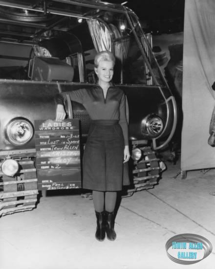 Judy Robinson First Season Costume