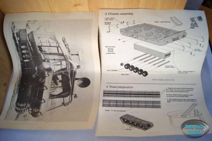 Lunar Models 1/35 Chariot Model Kit