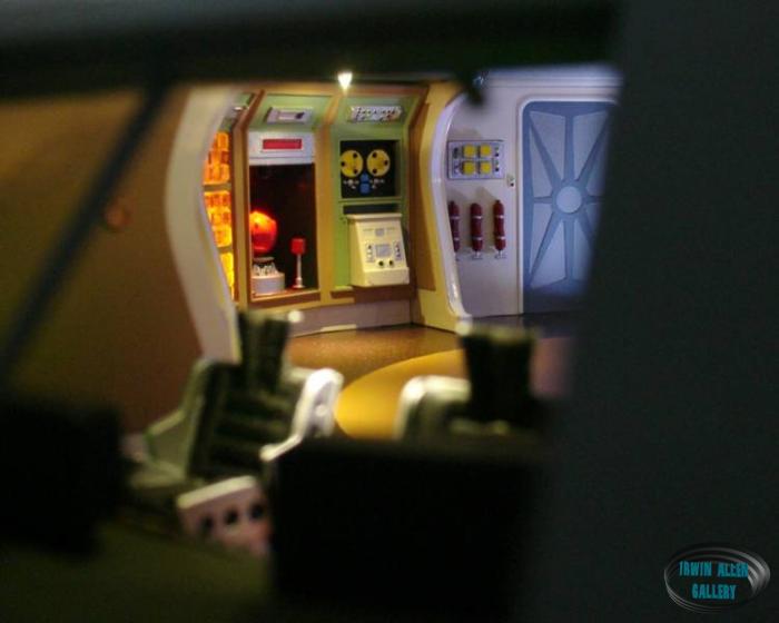 Lighting for Moebius Jupiter 2 Model