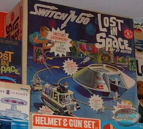 Lost In Space Switch 'N Go Playset