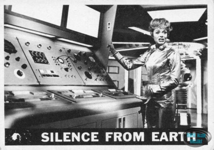 Lost in Space Topps #8