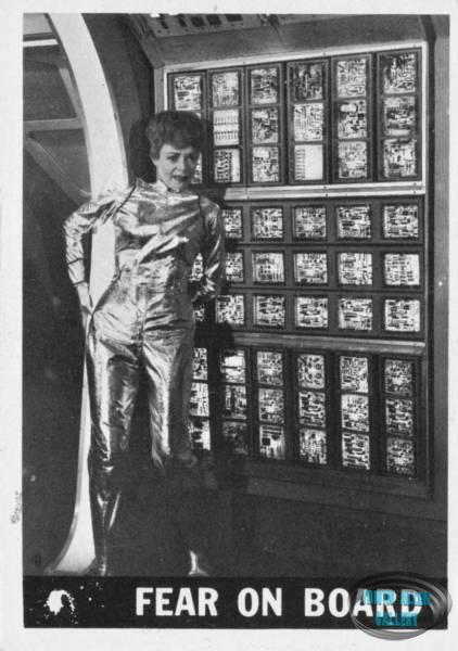 Lost in Space Topps #13