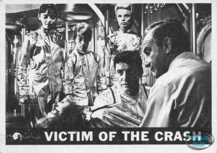 Lost in Space Topps #23