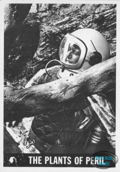 Lost in Space Topps #37