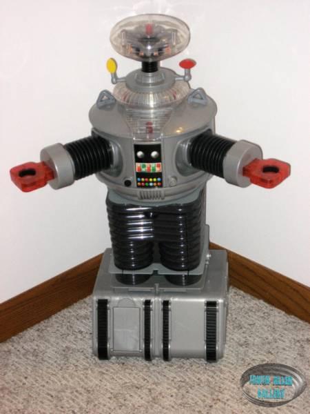 Two Foot Tall B9 Robot