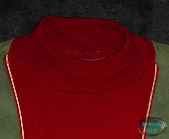 John Robinson Season 1 Costume Colar