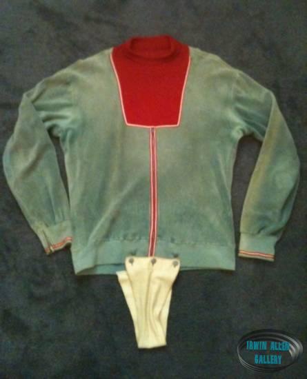 John Robinson Season 1 Costume