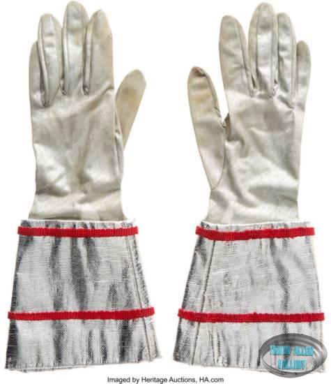 Penny Robinson Season 1 Spacesuit