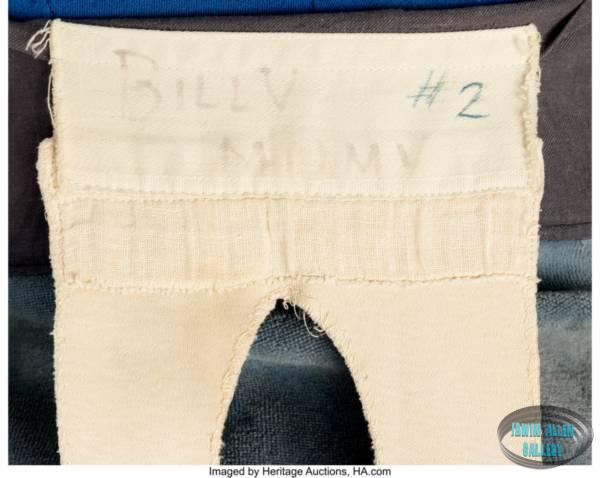 Will Robinson Season 1 Costume