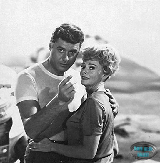 Guy Williams and June Lockhart