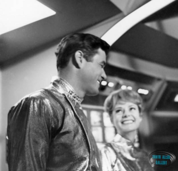 Guy Williams and June Lockhart