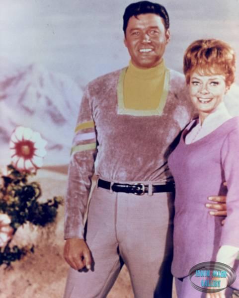 Guy Williams and June Lockhart