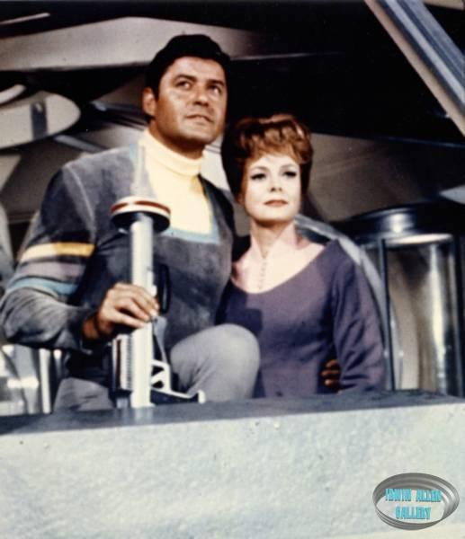 Guy Williams and June Lockhart