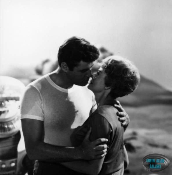 Guy Williams and June Lockhart